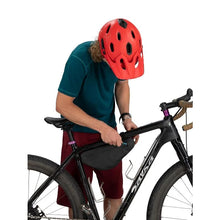 Load image into Gallery viewer, Osprey Escapist Wedge Bag