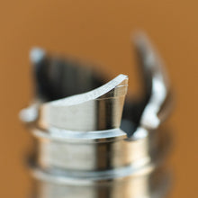 Load image into Gallery viewer, Blue Ice Aero Lite Ice Screw