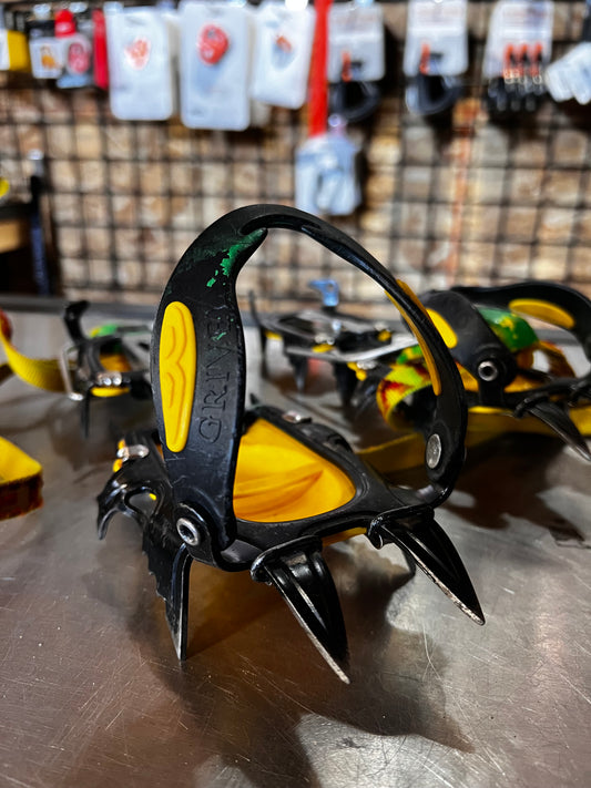 Used Demo Grivel Airtech Crampons