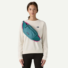 Load image into Gallery viewer, Patagonia Terravia Hip Pack
