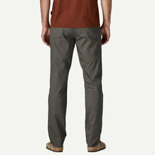 Load image into Gallery viewer, Patagonia Men's Twill Traveler 5-Pocket Pants - Reg
