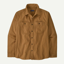 Load image into Gallery viewer, Patagonia Men&#39;s Point Reyes Canvas Shirt
