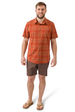 Load image into Gallery viewer, Flylow Men&#39;s Hot Tub 7.5 Short
