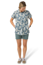 Load image into Gallery viewer, Flylow Women&#39;s Aster Shirt
